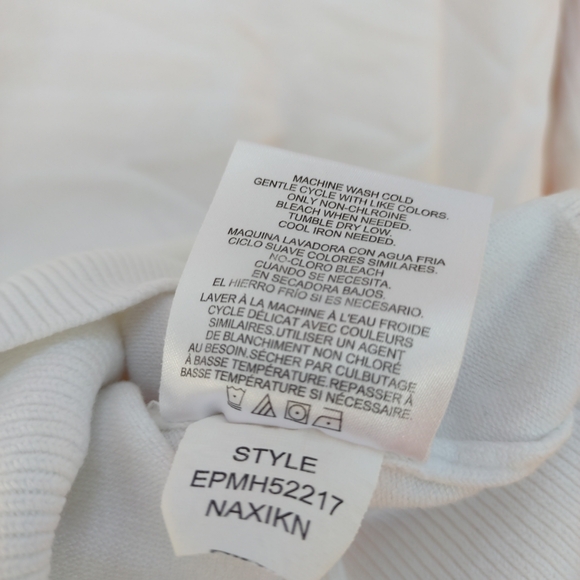 Ellen Tracy Medium Cardigan White 3/4 Long Sleeves Buttons Up Rayon Blend - Picture 9 of 9